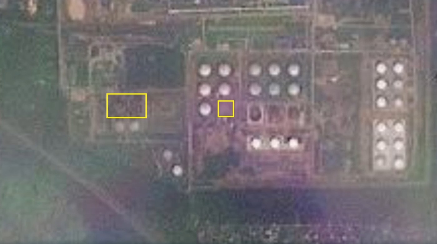 Знімок за 11 липня зафіксував знищення трьох резервуарів на нафтобазі у Твері