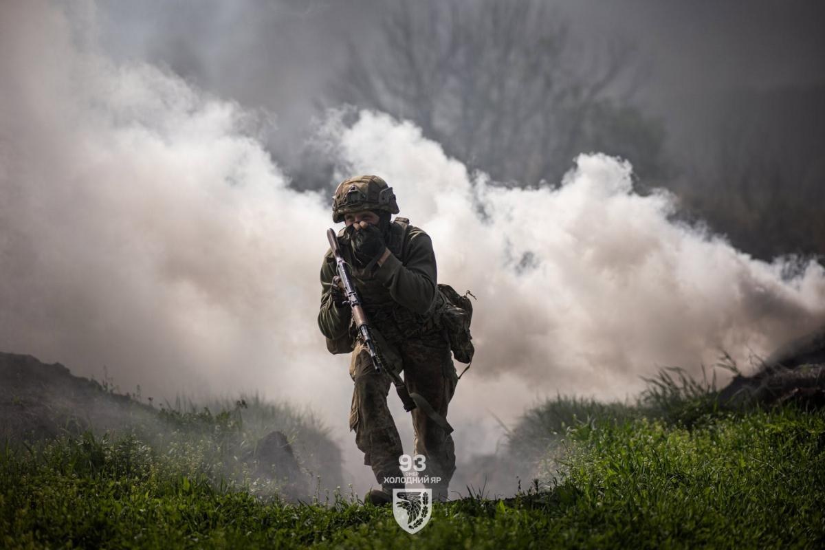 Хронологія ухвалення закону №15225: від мобілізації засуджених до рівних прав бійців
