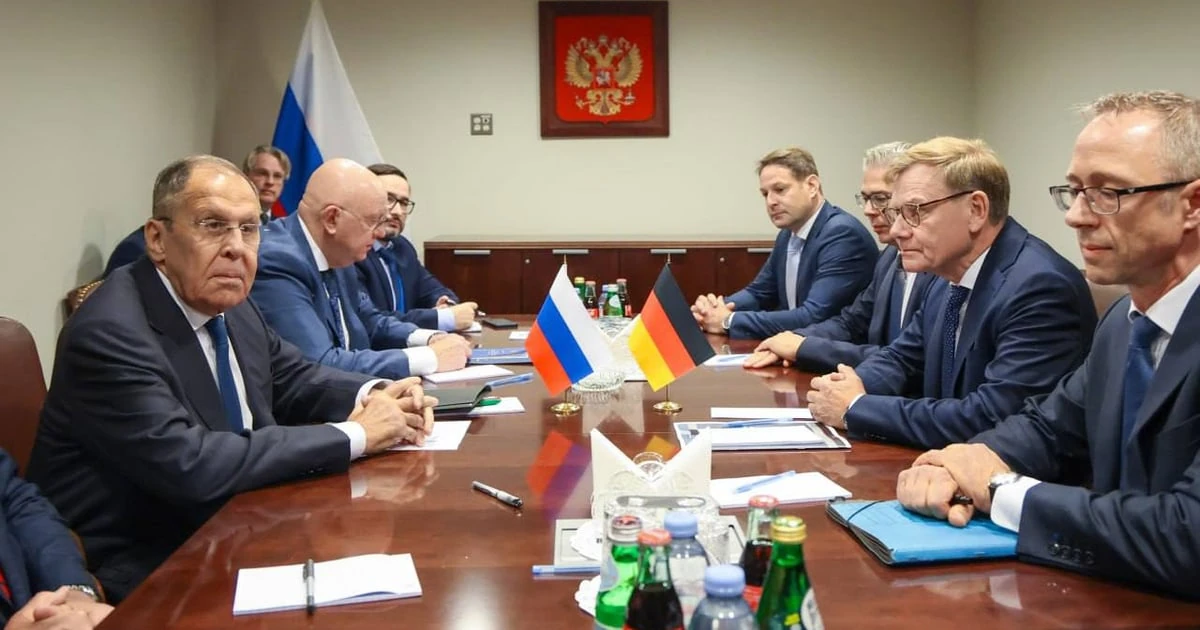 Вадефуль у Нью-Йорку провів 15-хвилинну розмову з Лавровим