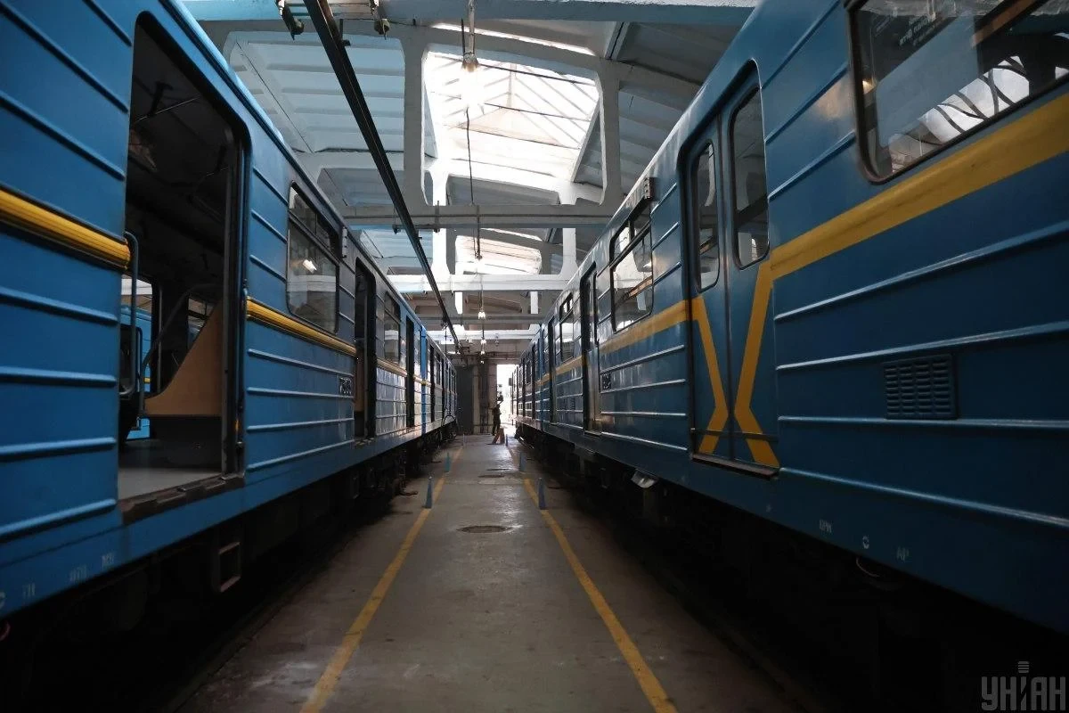 Киянам відкрили один із вестибюлів станції «Чернігівська»