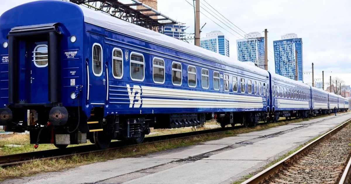 Укрзалізниця запустила в застосунку нову довідку про евакуаційні зупинки рейсу