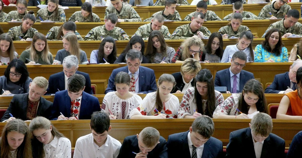 Автором Радіодиктанту єдності 2026 стане Артур Дронь, читатимуть двоє